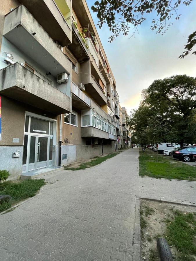 Apartman Avenia Нови-Сад Экстерьер фото