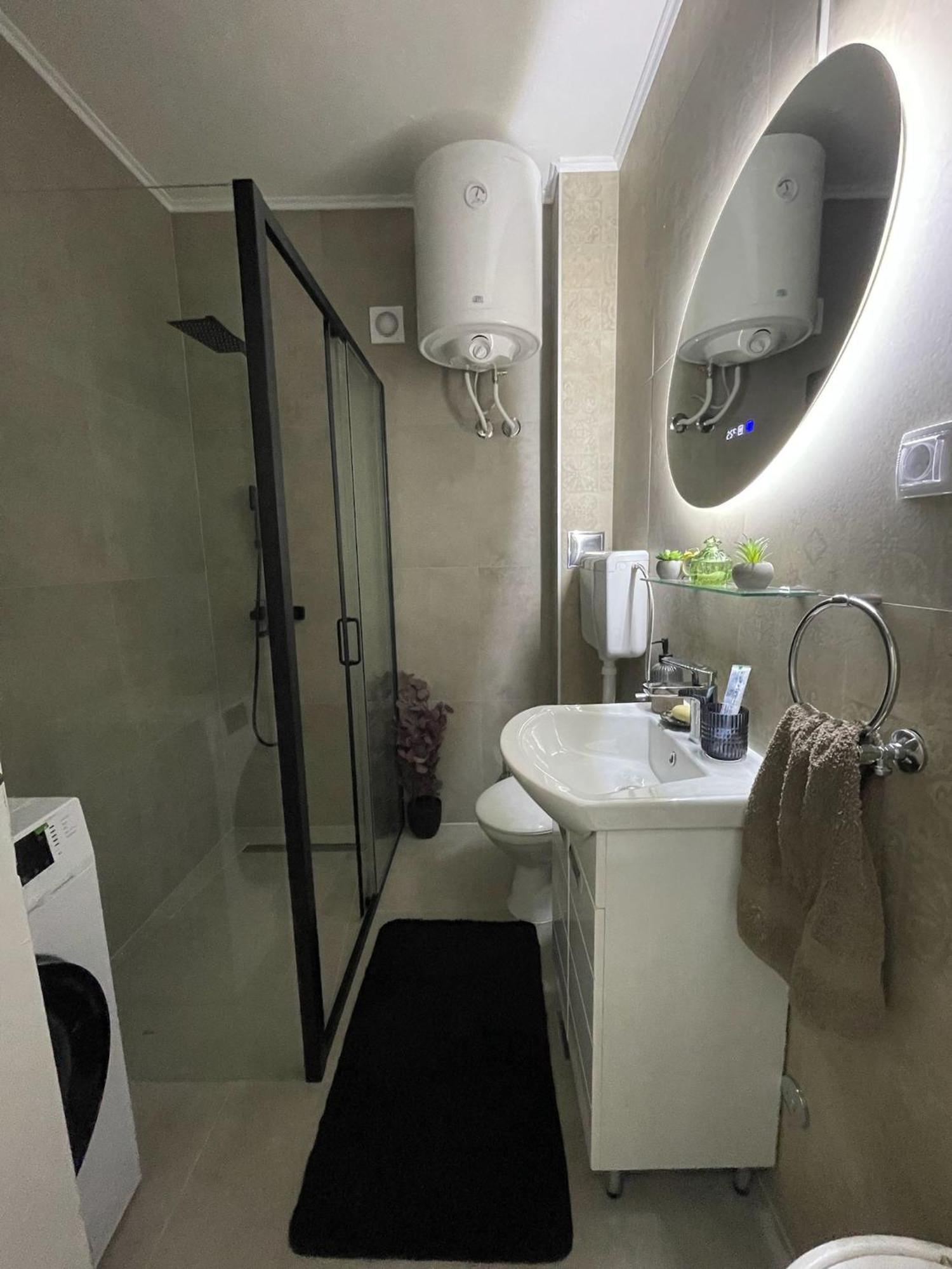 Apartman Avenia Нови-Сад Экстерьер фото